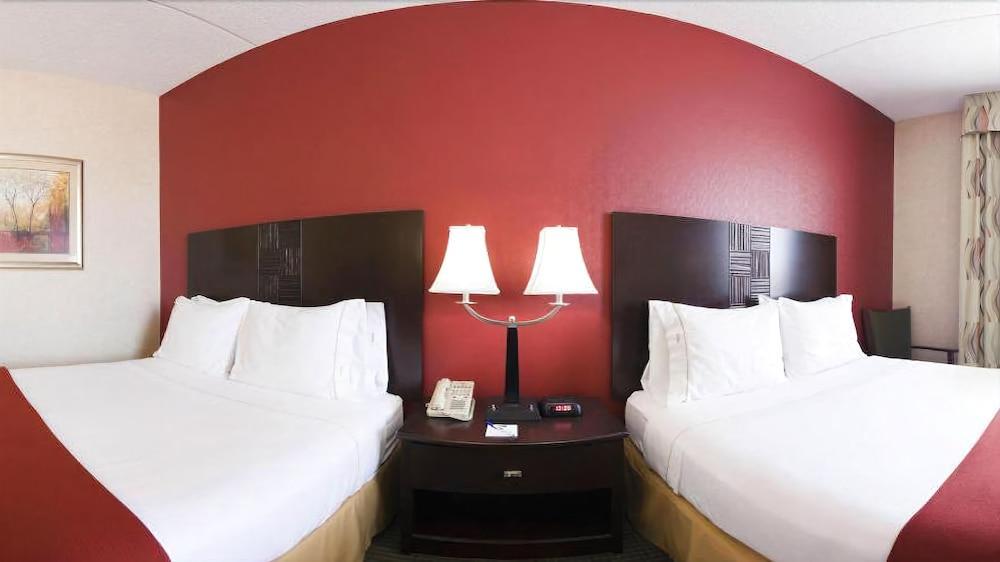 Holiday Inn Express Hotel & Suites Harrison Bagian luar foto