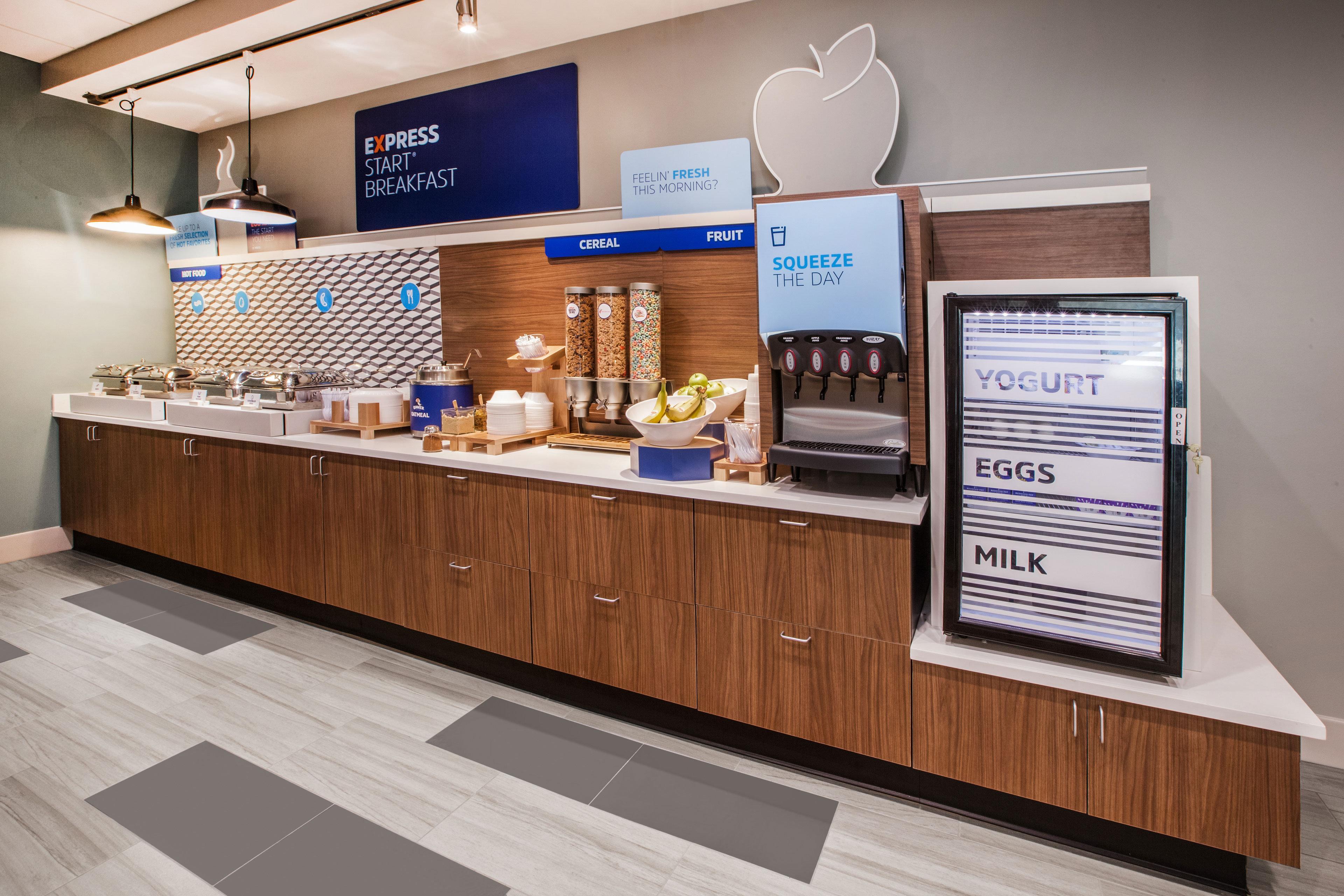 Holiday Inn Express Hotel & Suites Harrison Bagian luar foto
