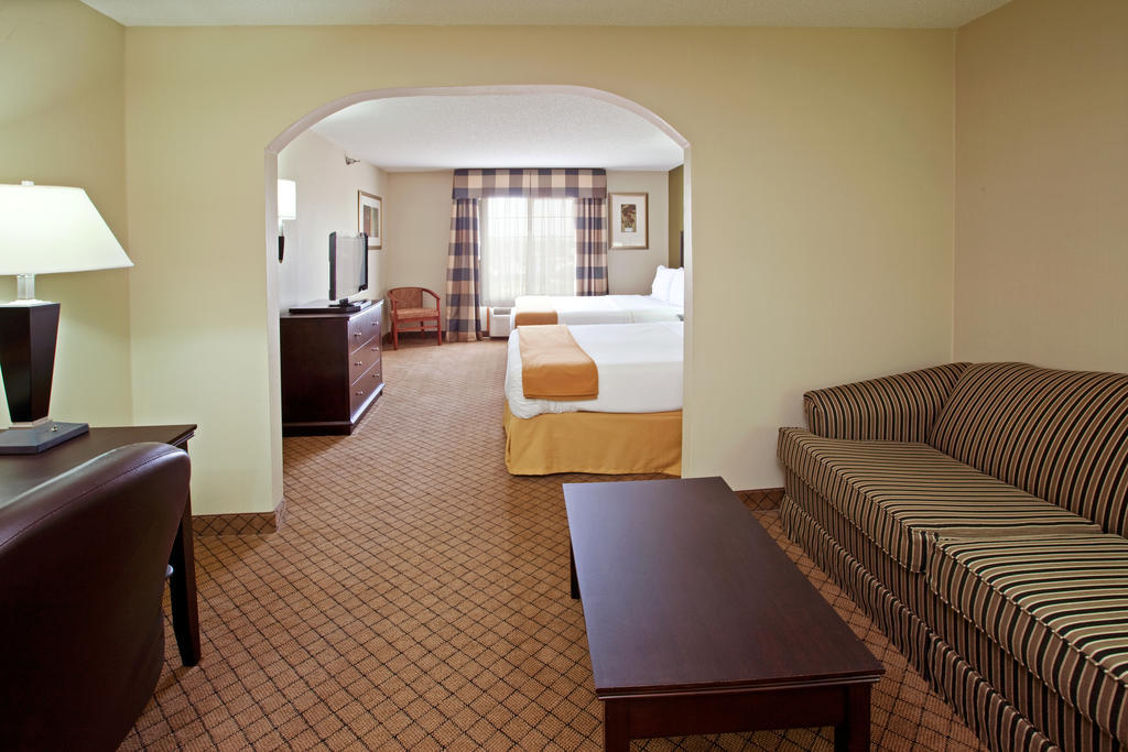 Holiday Inn Express Hotel & Suites Harrison Bagian luar foto