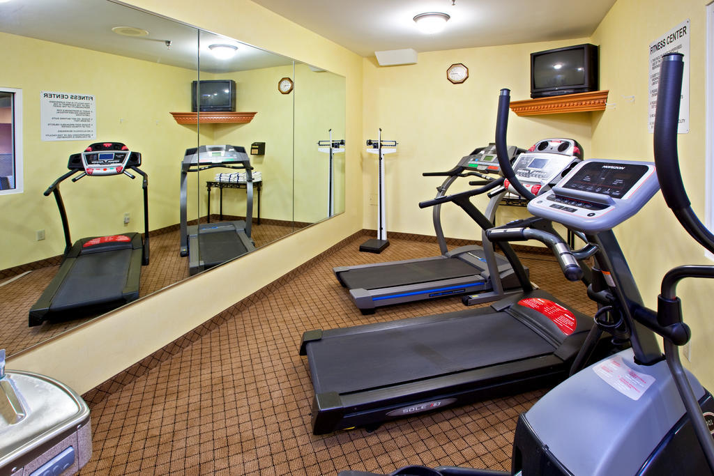 Holiday Inn Express Hotel & Suites Harrison Bagian luar foto