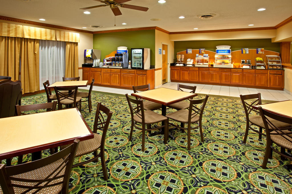 Holiday Inn Express Hotel & Suites Harrison Bagian luar foto