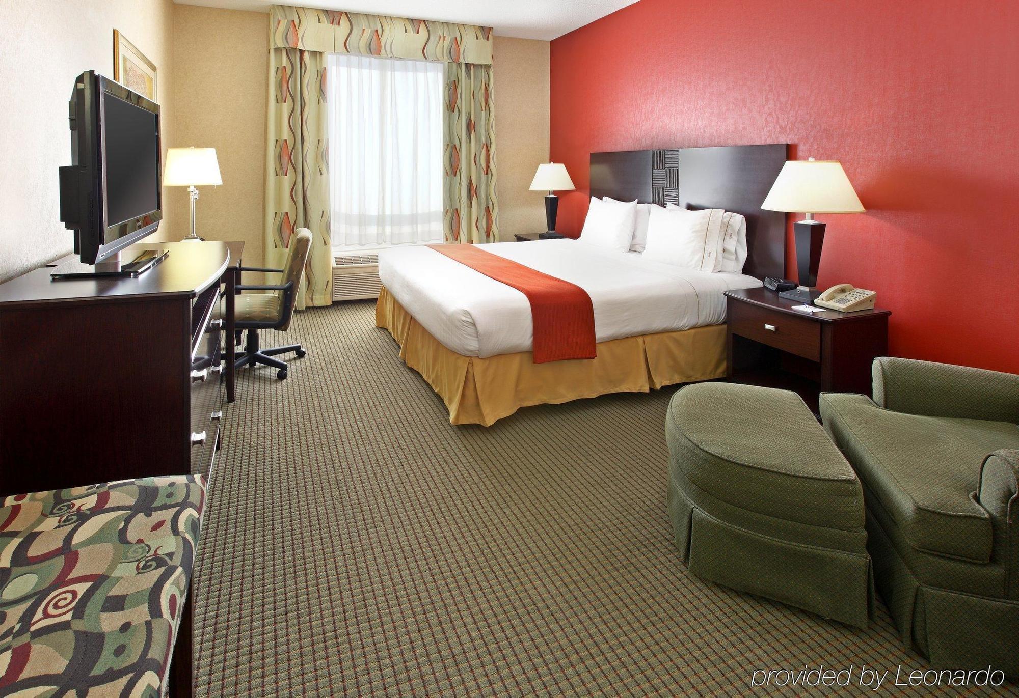 Holiday Inn Express Hotel & Suites Harrison Ruang foto
